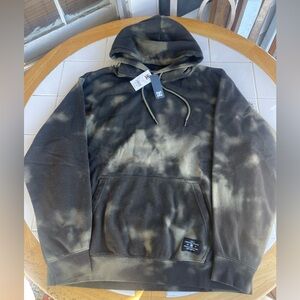 DC Shoes Hoodie Medium NWT Black / Green Urban Skater Grunge Pullover Sweatshirt